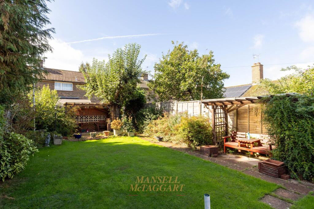 House in Redhill - View 4