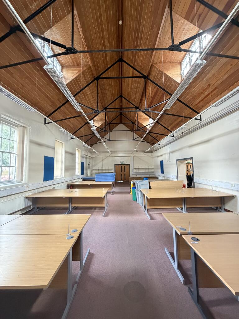 Open-plan office 2