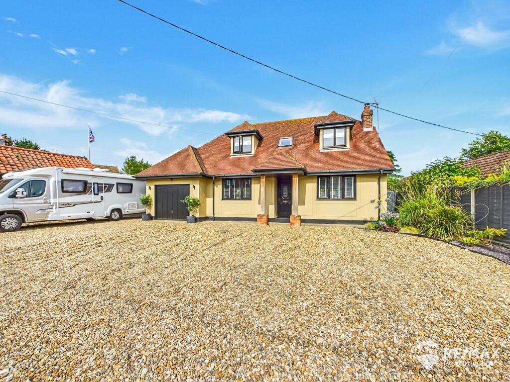 3-bed detached on Barrack Street, Bradfield, Manningtree, £500,000
