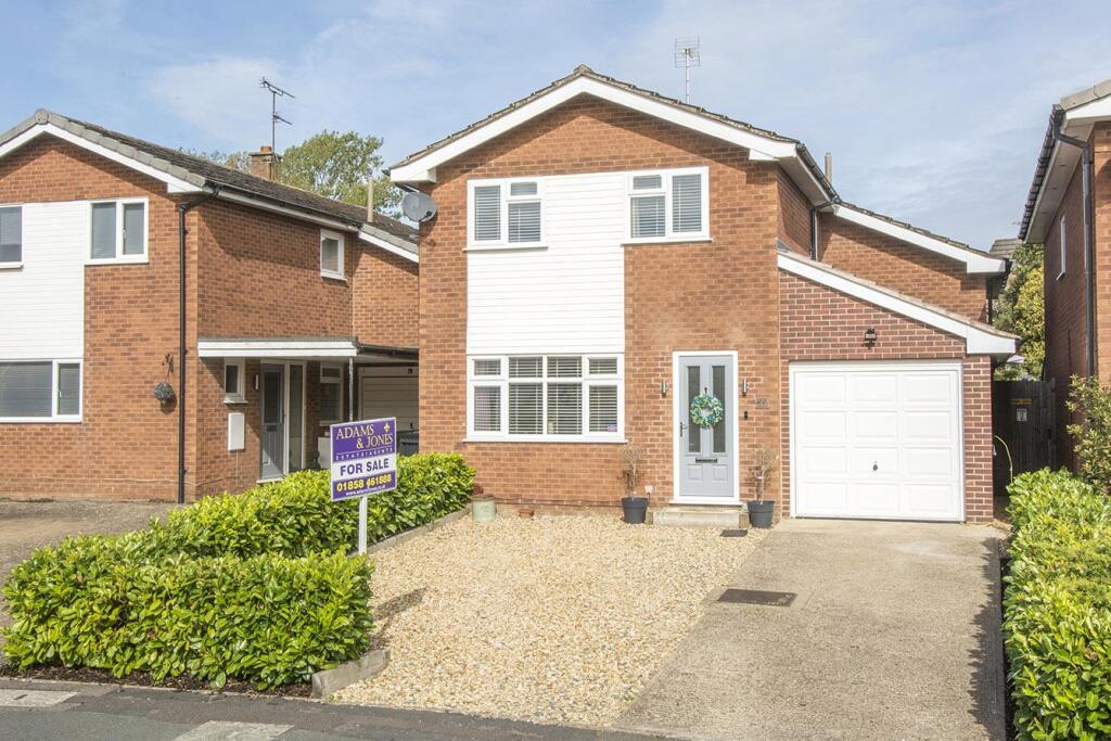 4-bed detached on Pochin Drive, Market Harborough, £475,000