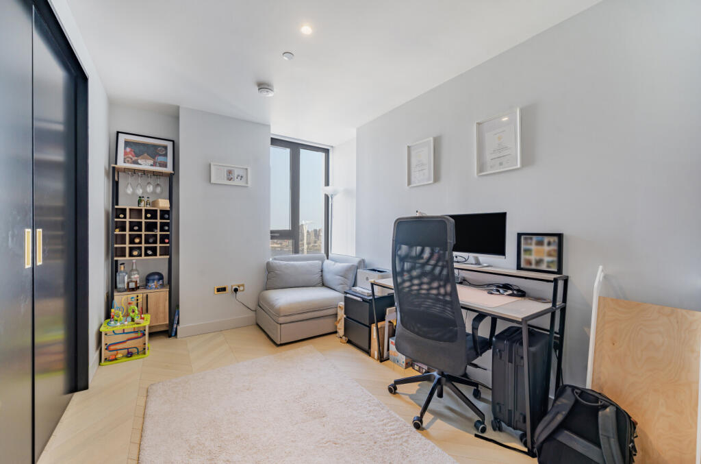 Apartment in London - View 5