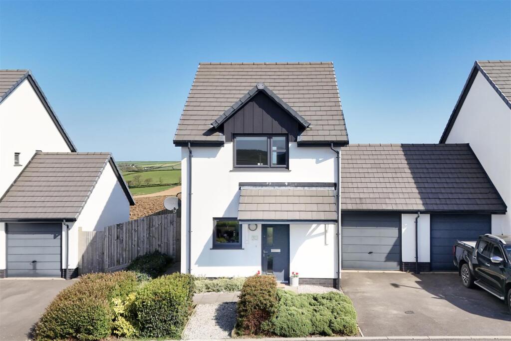 Main image of property: Parkham, Bideford