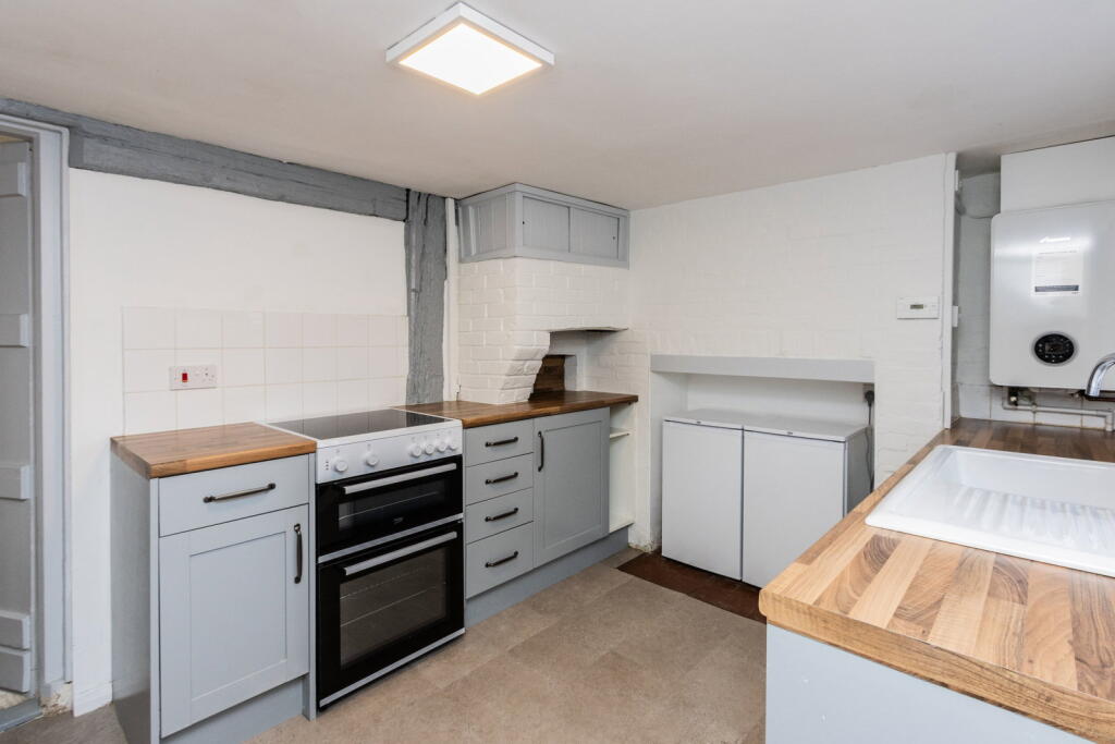 House in Tonbridge - View 4