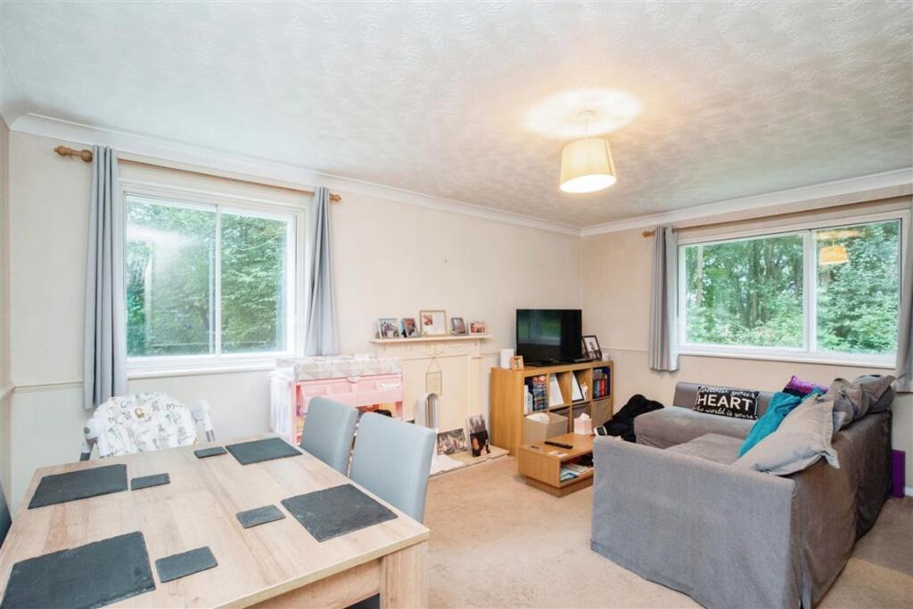 Main image of property: Valley Green, HEMEL HEMPSTEAD