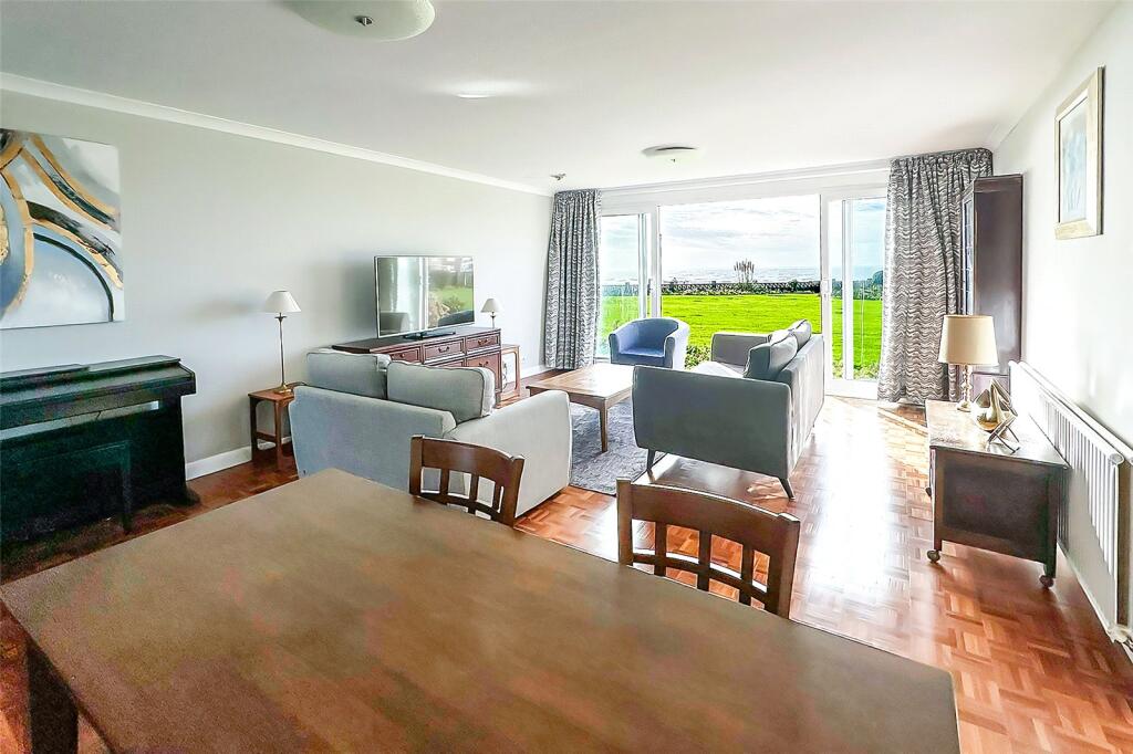Millfield Close, Rustington, Littlehampton, West Sussex photo 4