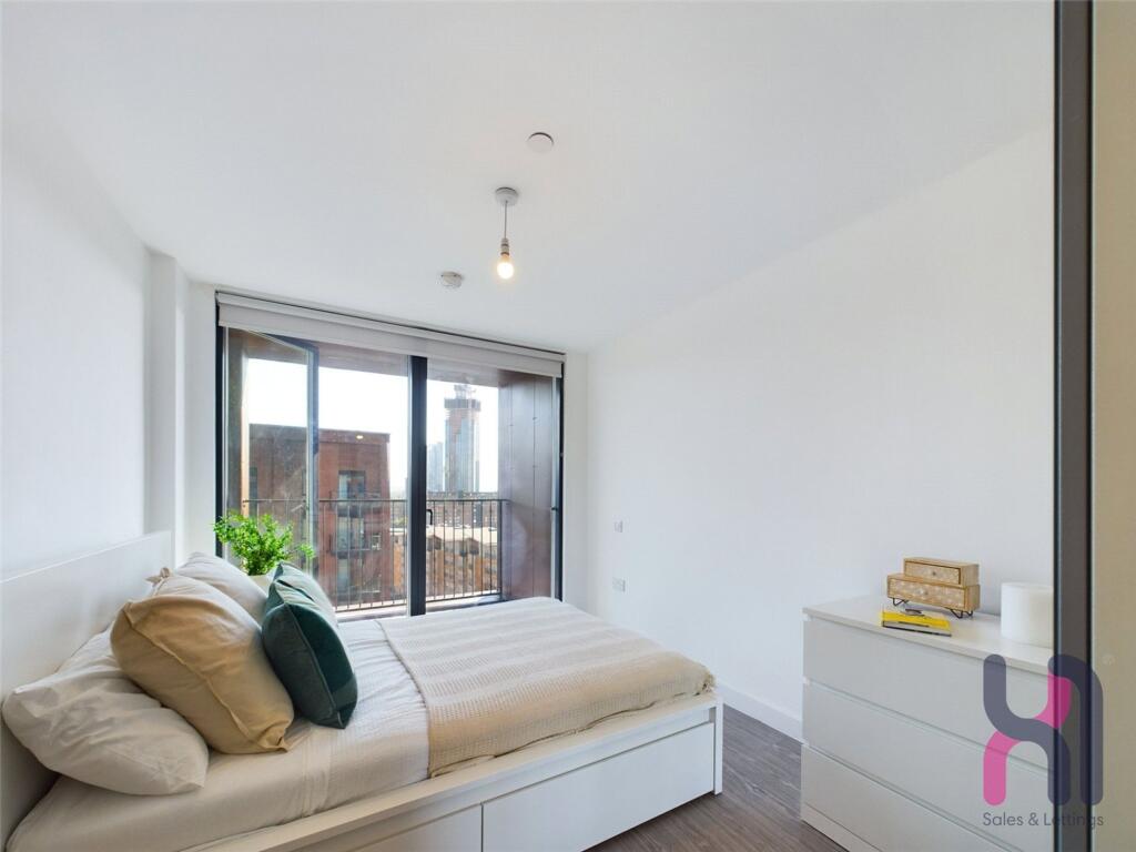 Apartment in Manchester - View 4