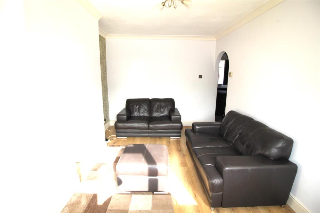 Main image of property: Goring Way, Greenford