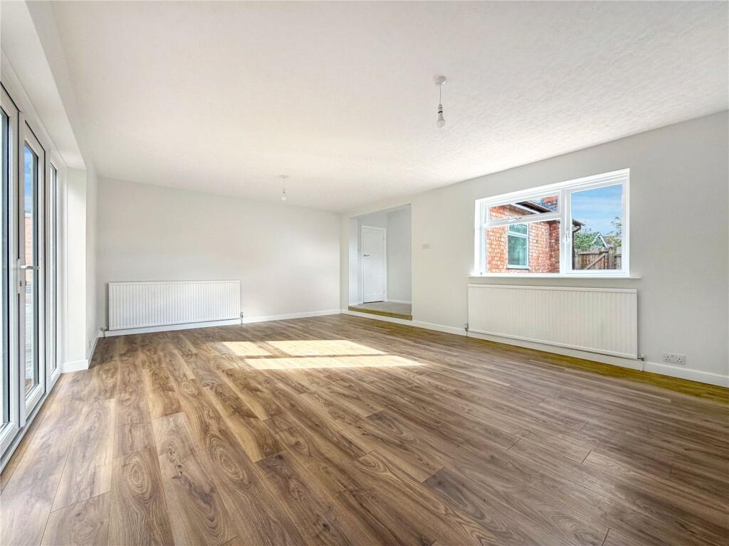 Charnwood Drive, Thurnby, Leicester, Leicestershire, LE7 photo 2