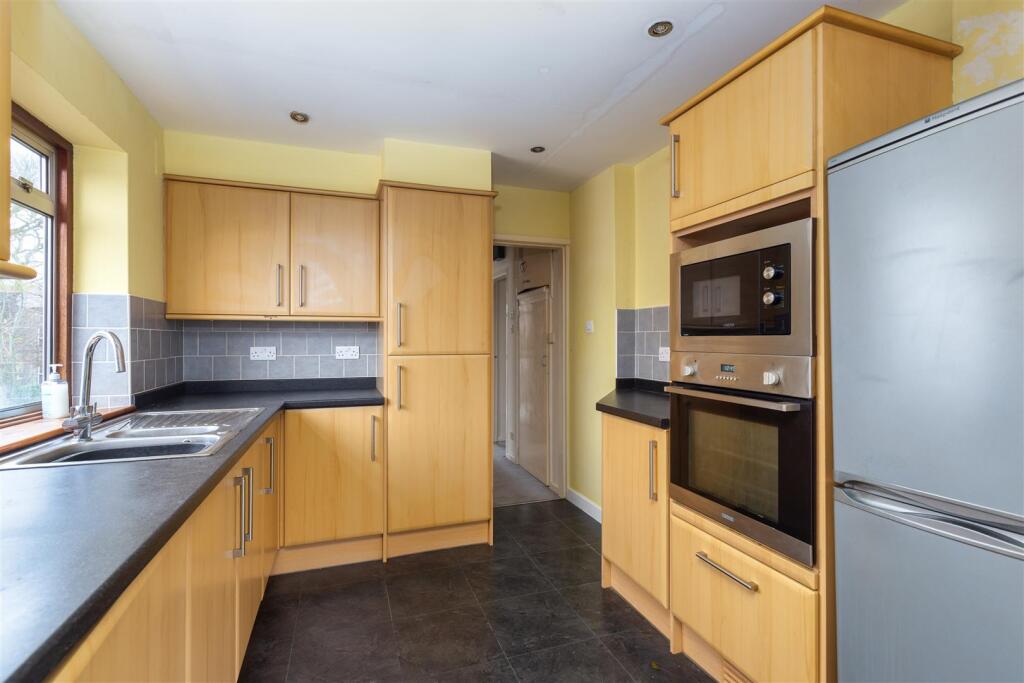Hazelmount Drive, Carnforth photo 4