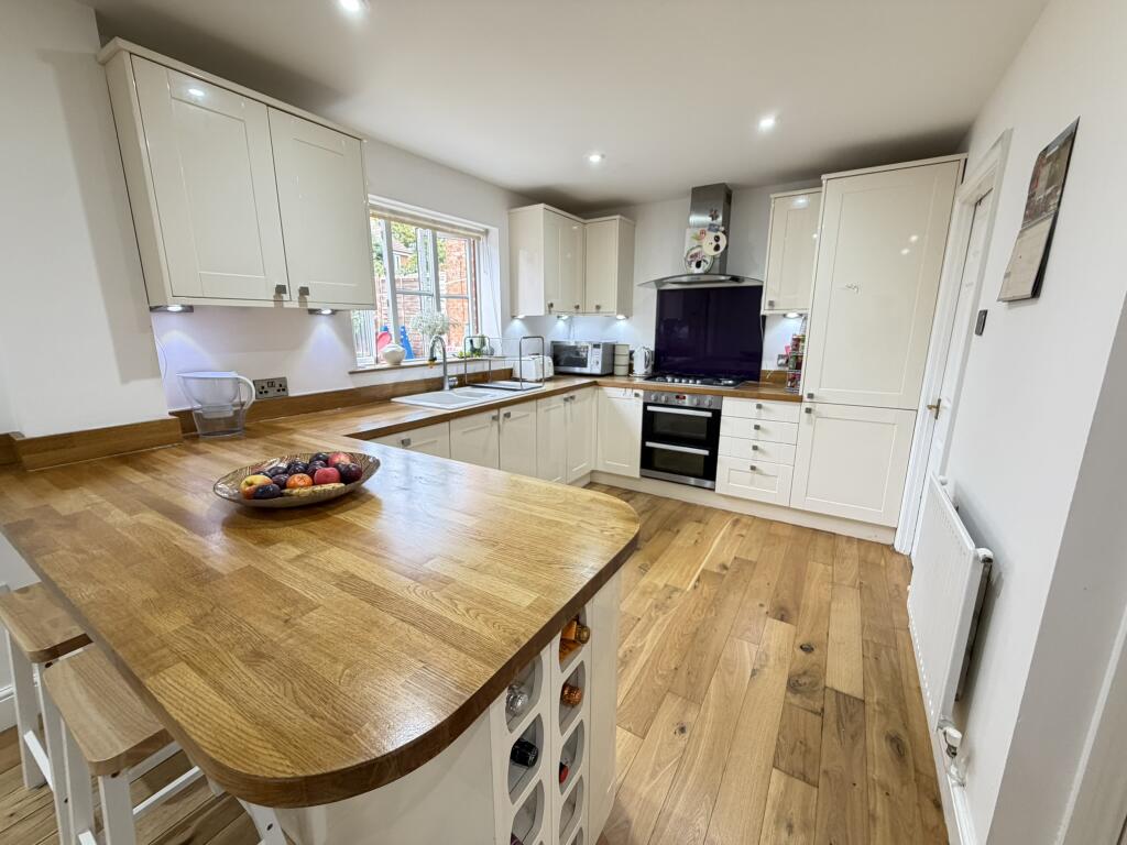 House in Northampton - More