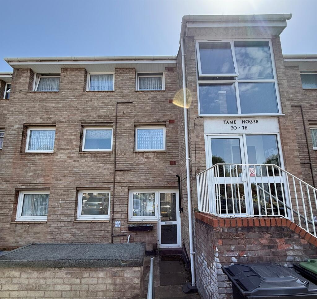 Main image of property: Nash Square, Birmingham