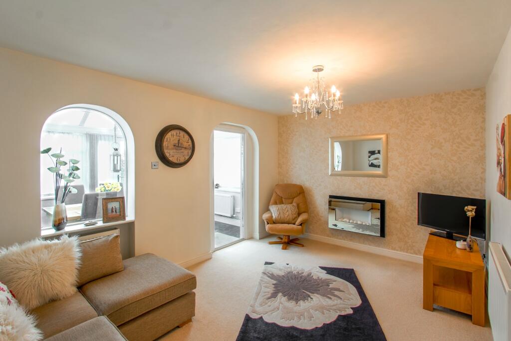 Additional image 3 of Leaches Close, Tintinhull