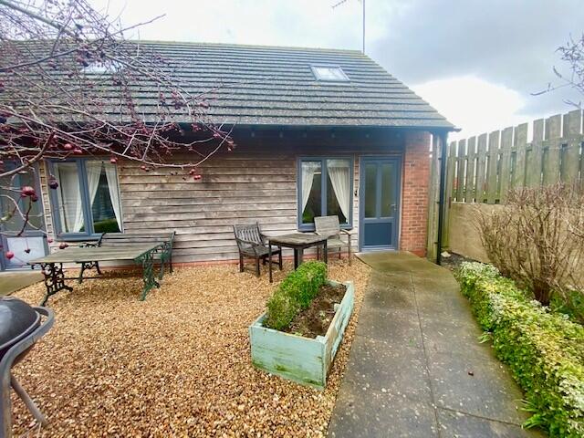 Main image of property: Thrupp Wharf, Cosgrove, MILTON KEYNES