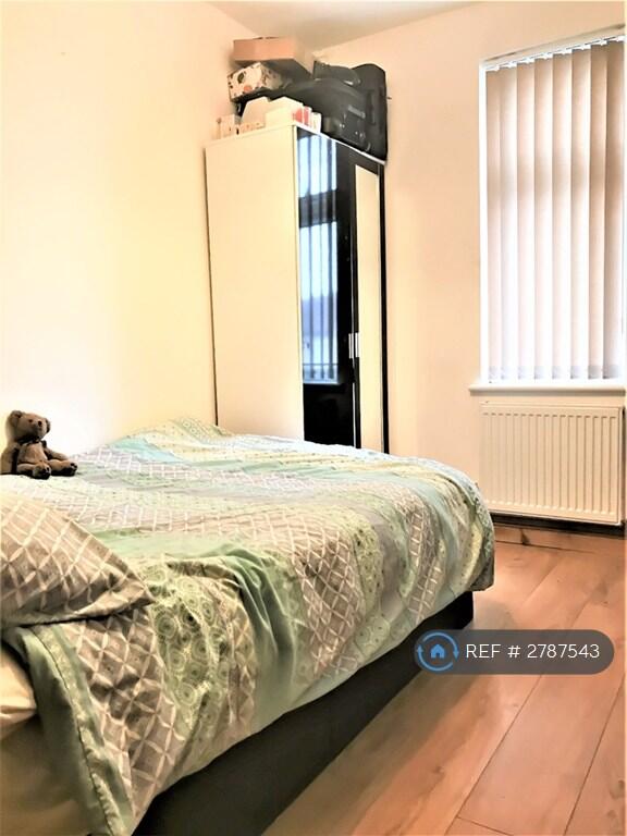 1 bedroom house share for rent