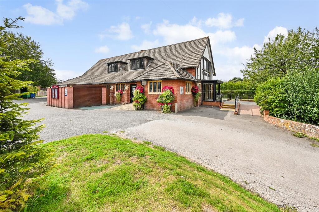 House in Arun, Barnham and Eastergate - View 5