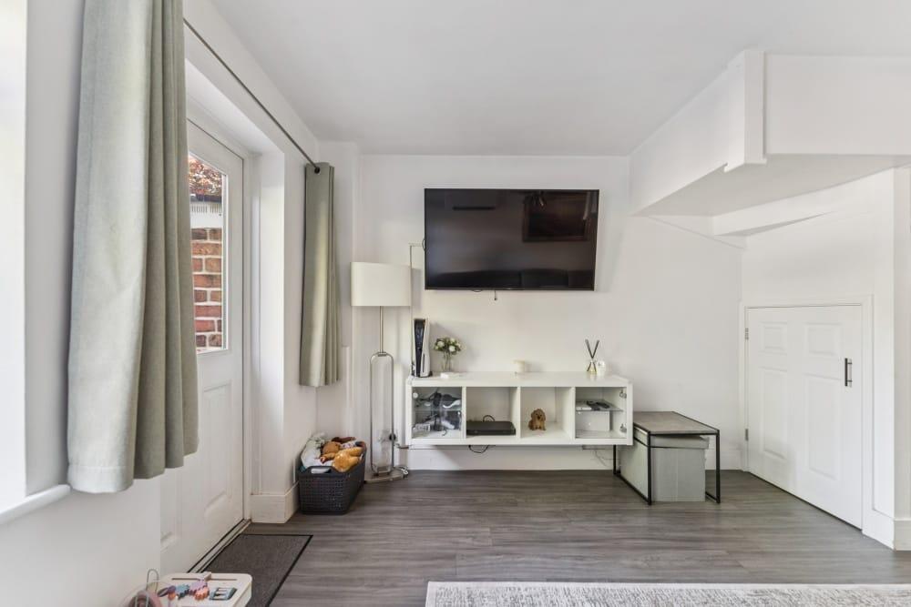 House in Southall - View 4