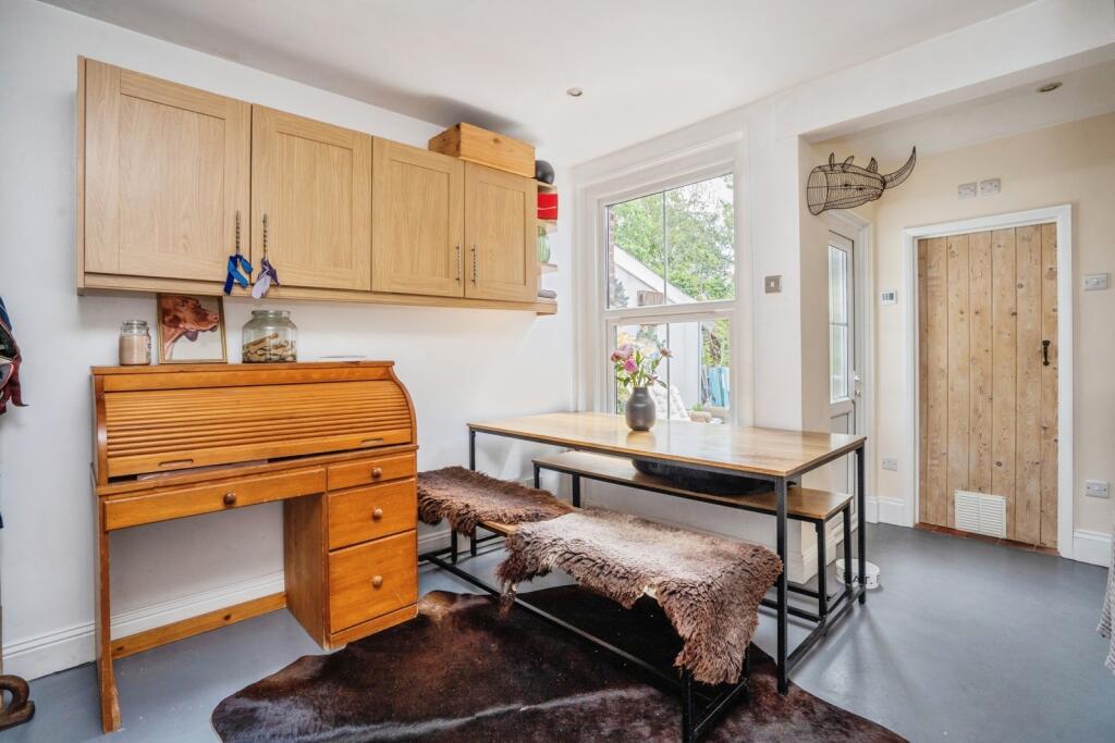 East Street, Emsworth, West Sussex, PO10 - View 5