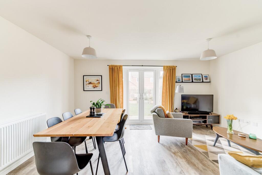 House in Birmingham, Cotteridge - View 2