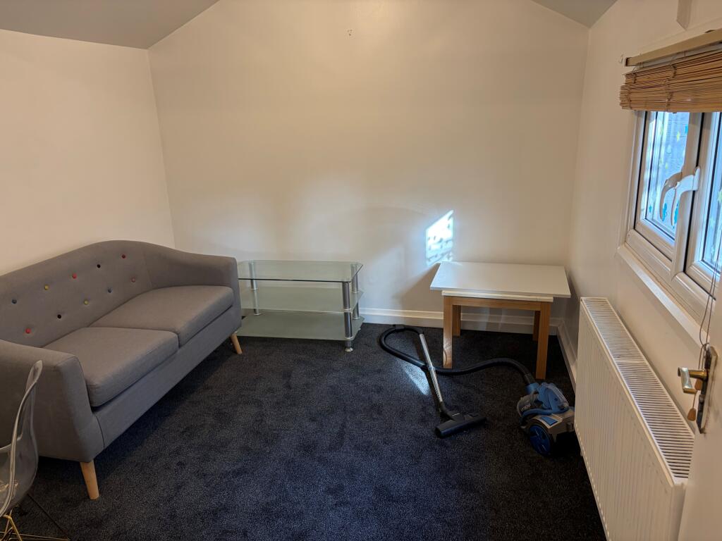 Apartment in London - View 2