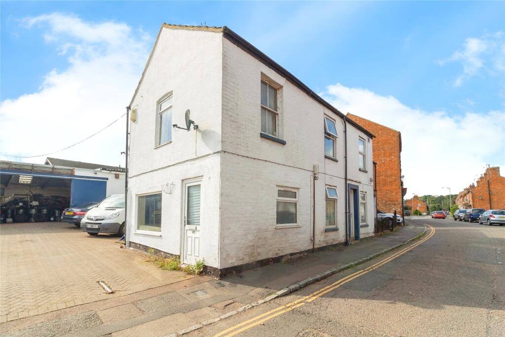 Main image of property: Caldecote Street, Newport Pagnell, Buckinghamshire, MK16