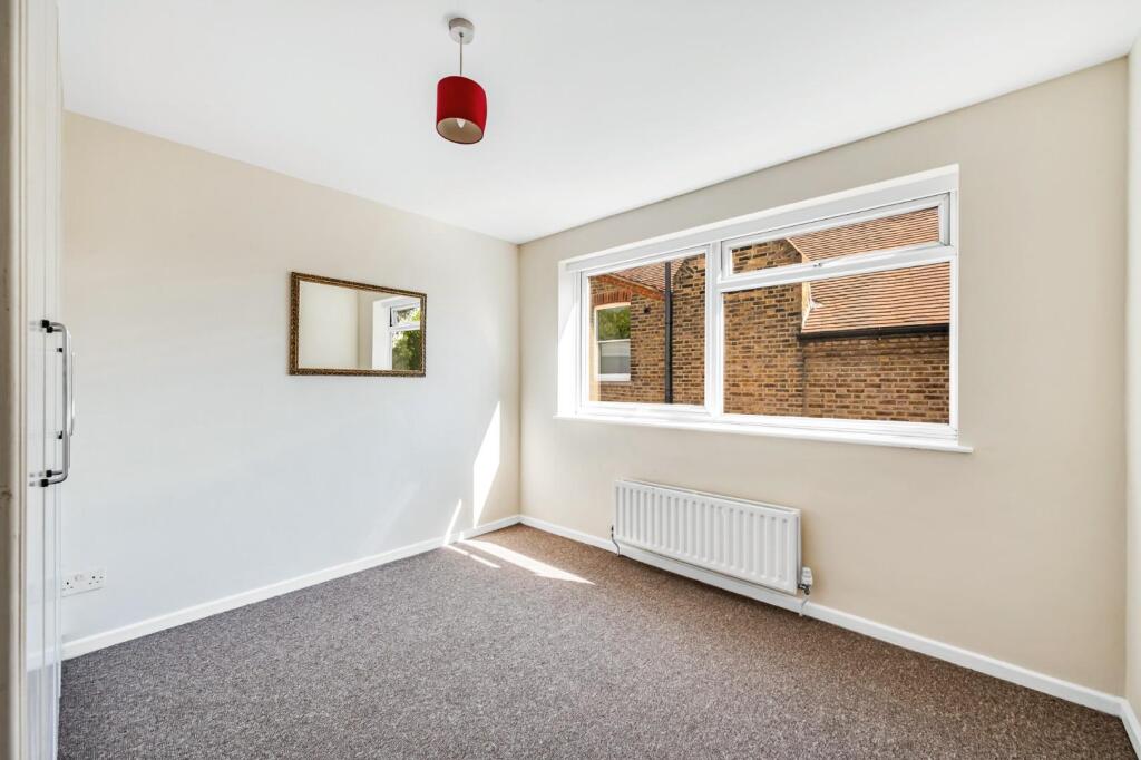 Apartment in London - View 4