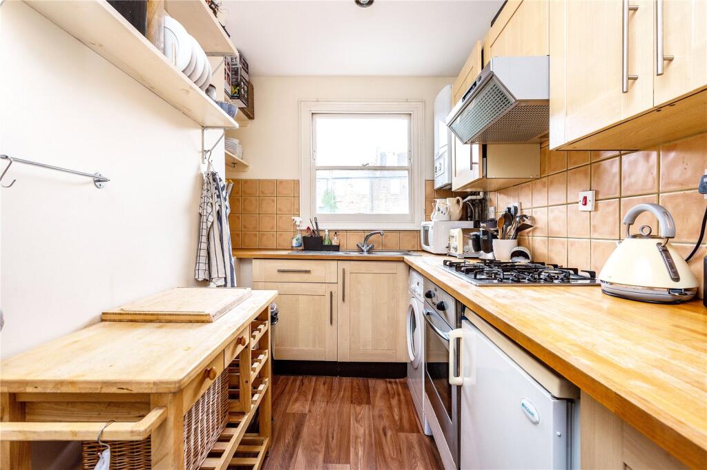 Apartment in London - View 2