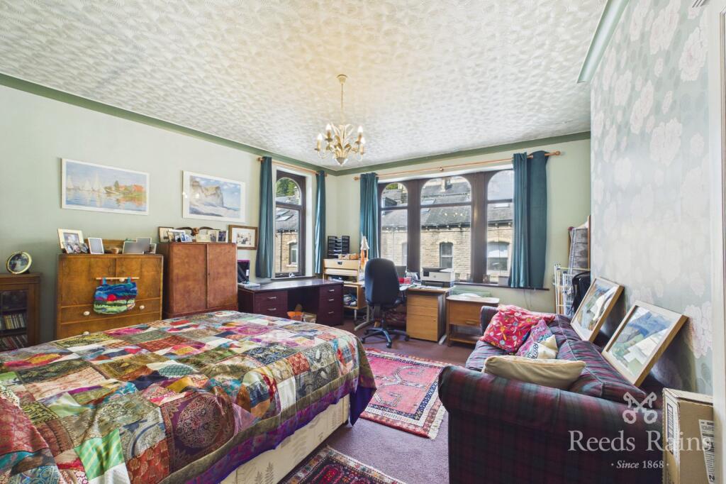 House in Hebden Bridge, Birchcliffe, Hebden Royd - View 5
