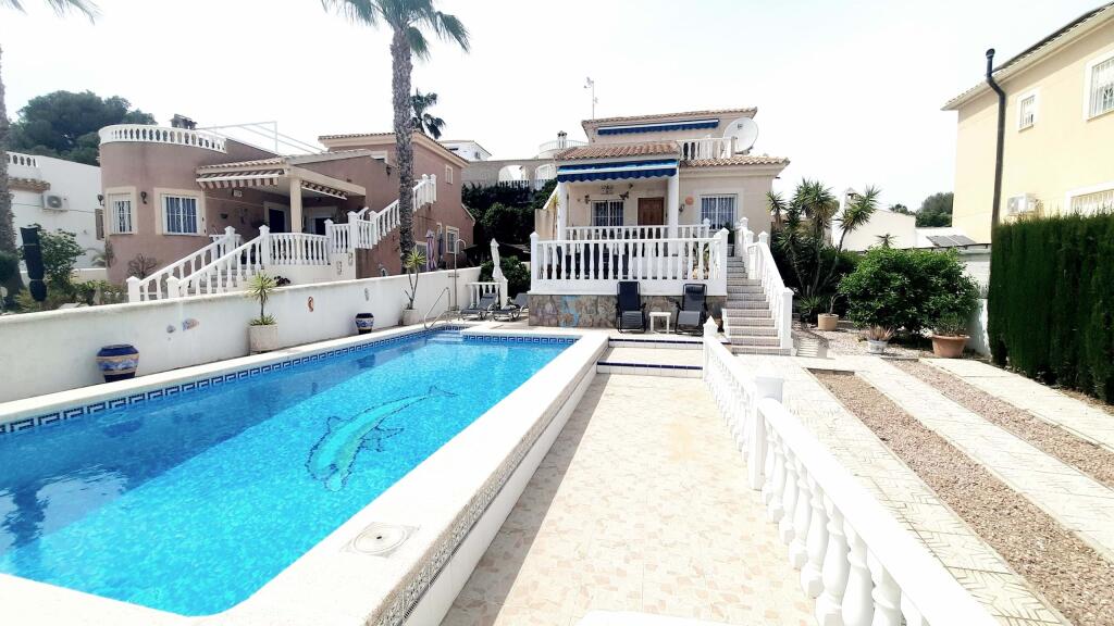 Main image of property: Valencia, Alicante, Pinar De Campoverde