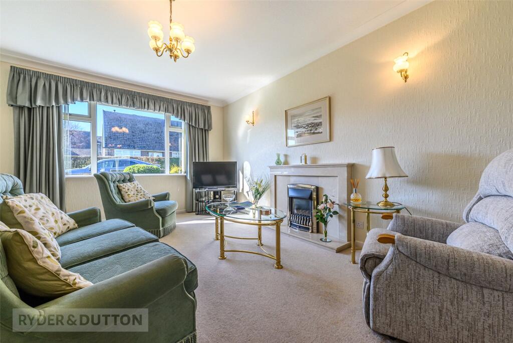 House in Kirklees, Crosland Hill - View 4