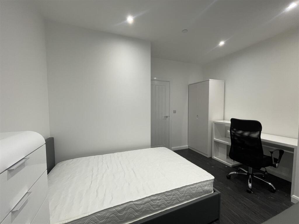 Additional image 9 of Spectrum House, East Parade, Bradford