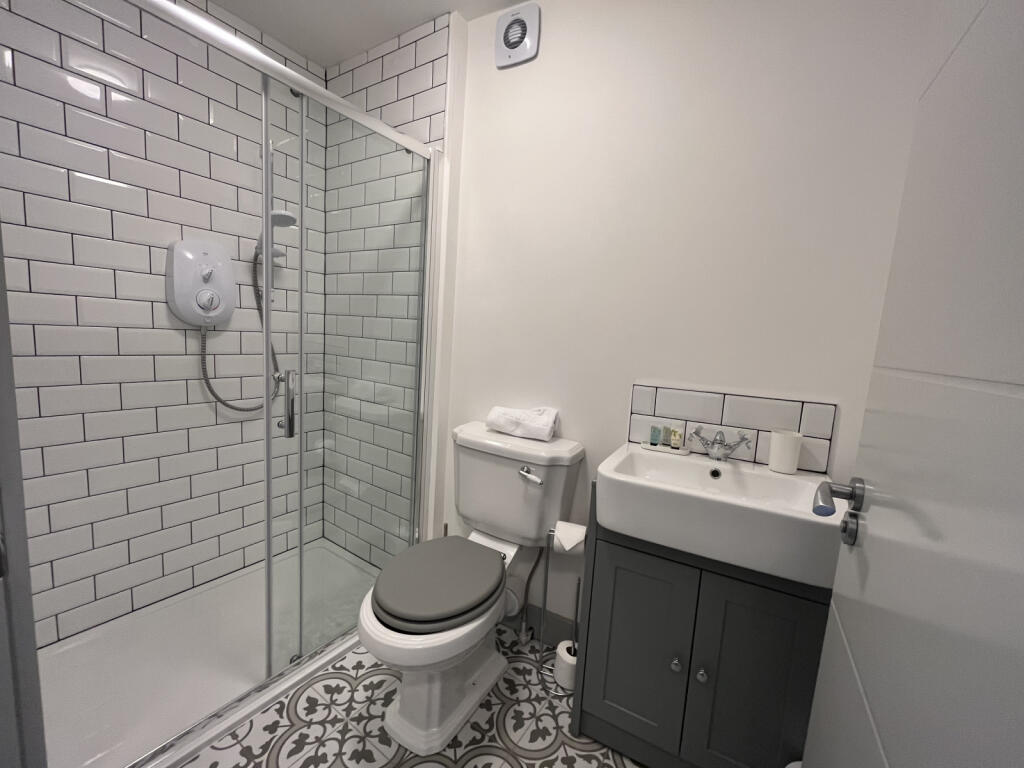 Apartment in Manchester - More