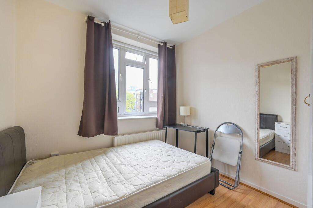 Apartment in London - More