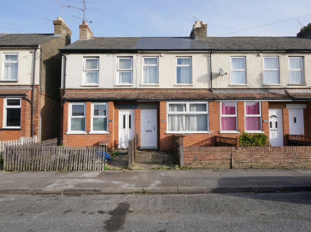 2-bed terraced on Bramford Road, Ipswich, Suffolk, IP1, £160,000