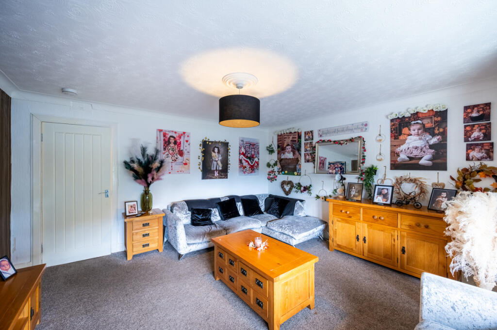 Apartment in Irvine, Tarryholme, Fullarton - View 4
