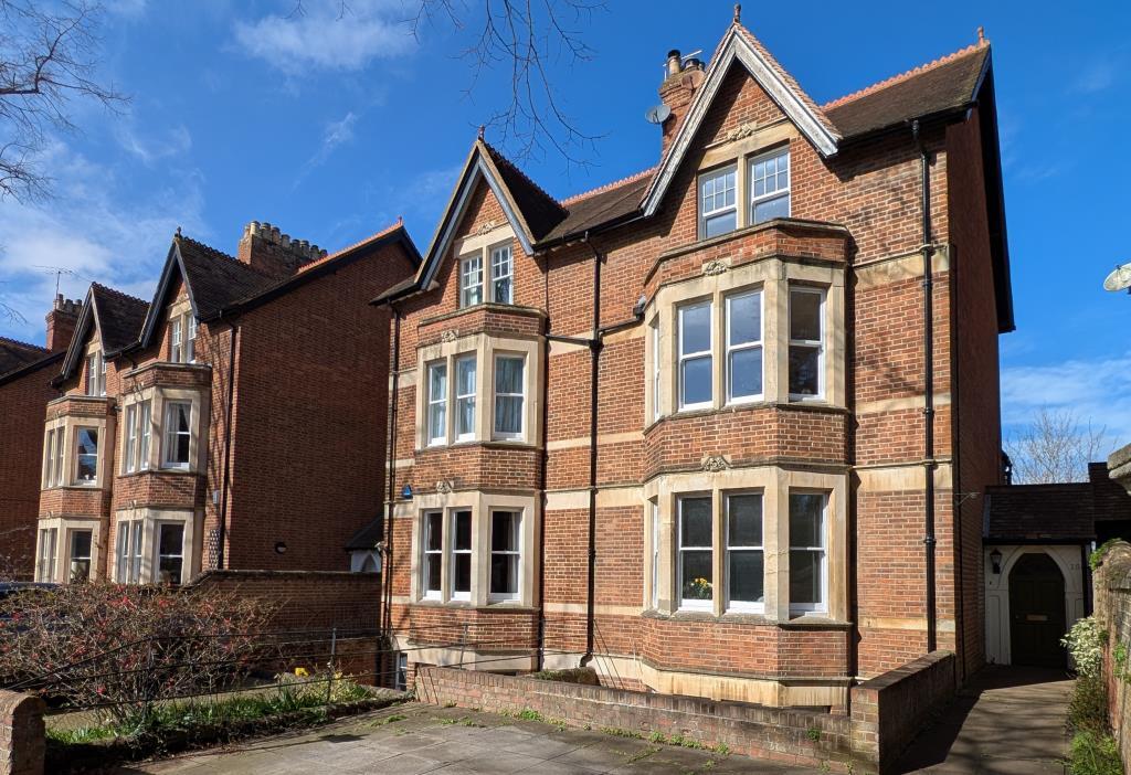 Main image of property: Polstead Road, North Oxford, OX2