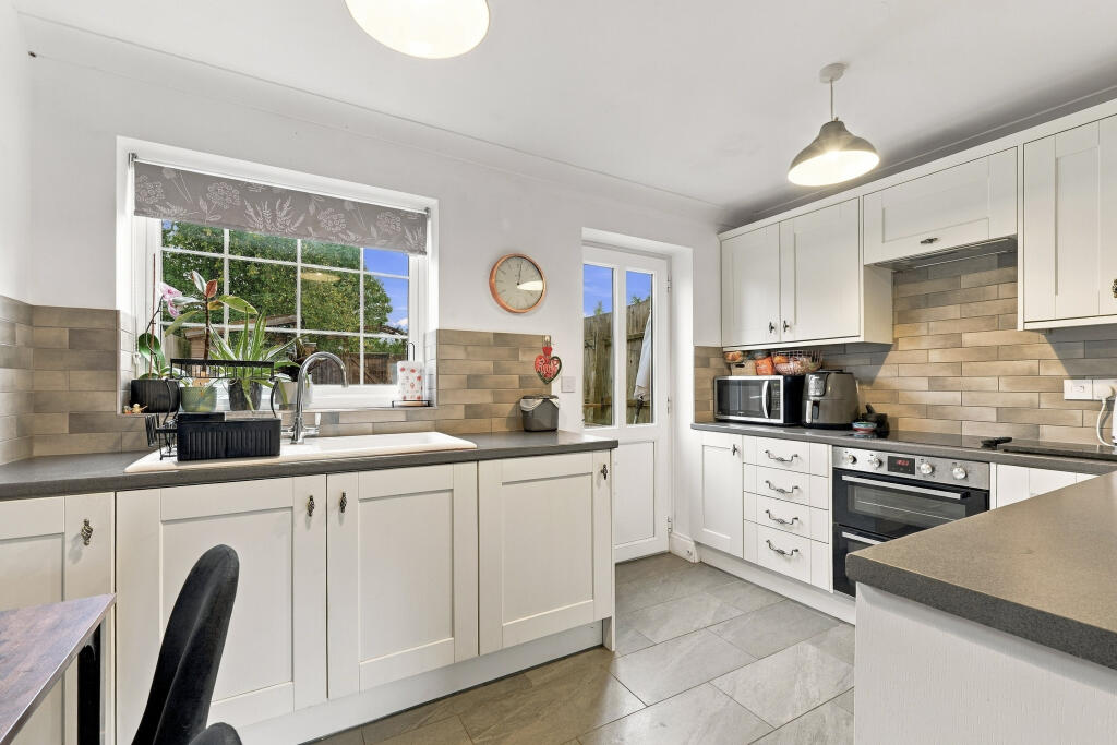House in Ipswich - View 5