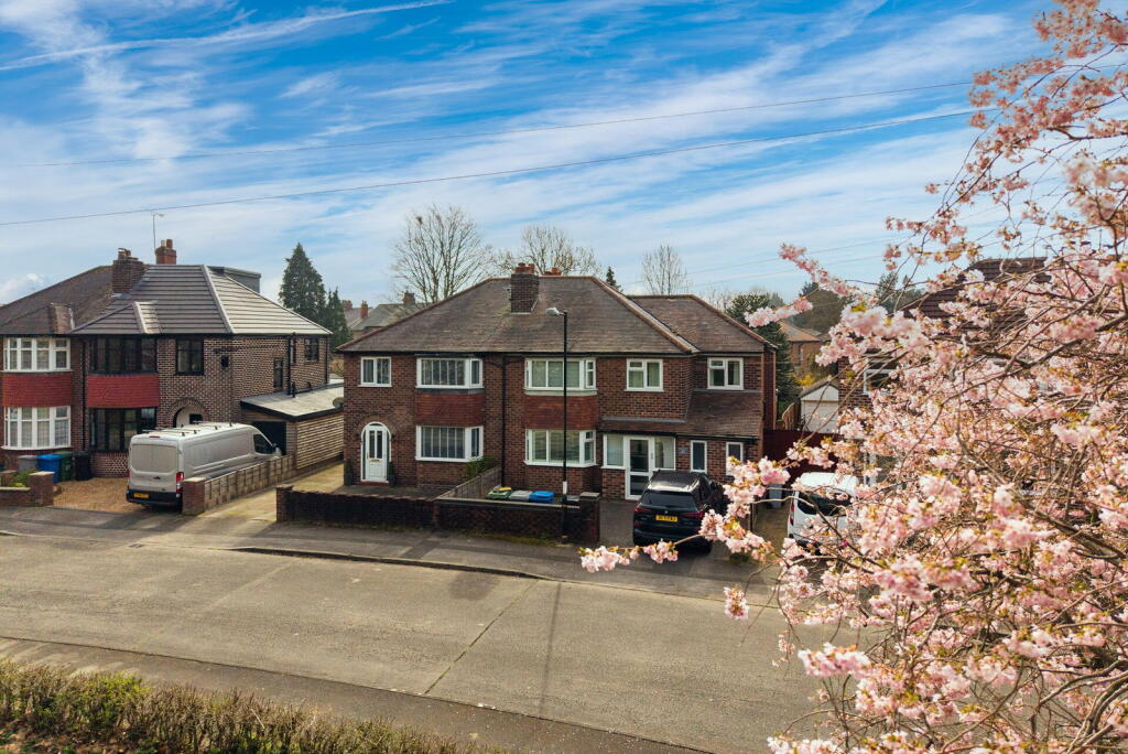 Main image of property: De Quincey Road, West Timperley, Altrincham, WA14 5PJ