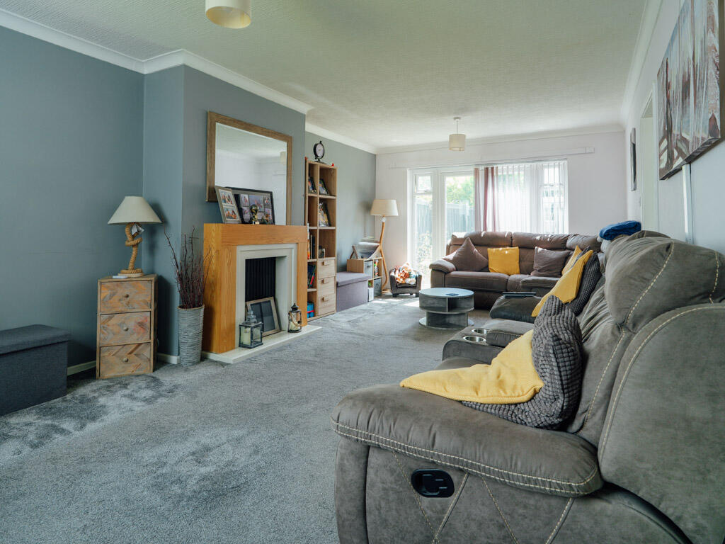 House in Worcester - View 2