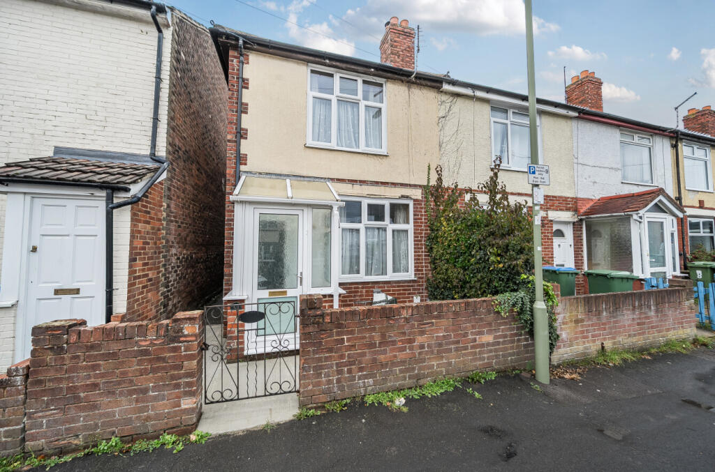 Main image of property: Gordon Road, Fareham, Hampshire, PO16