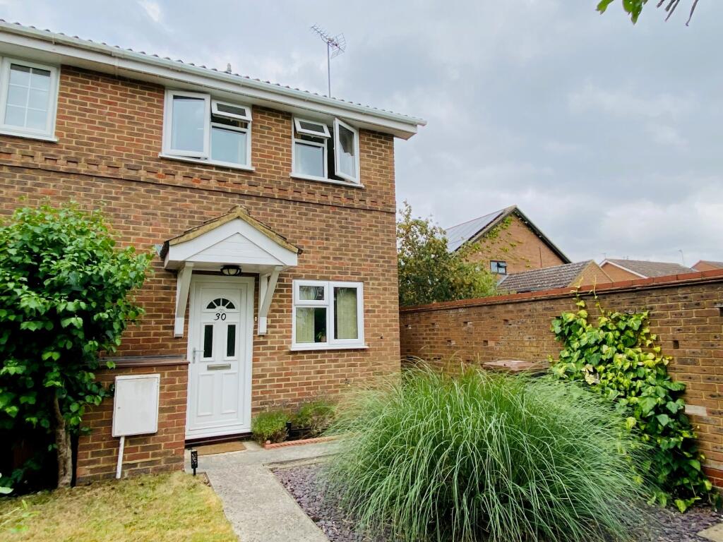 Main image of property: Kingfisher Way, Bicester, Oxfordshire, OX26