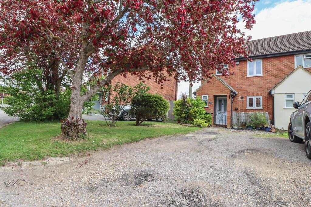 Main image of property: Roding Way, Wickford