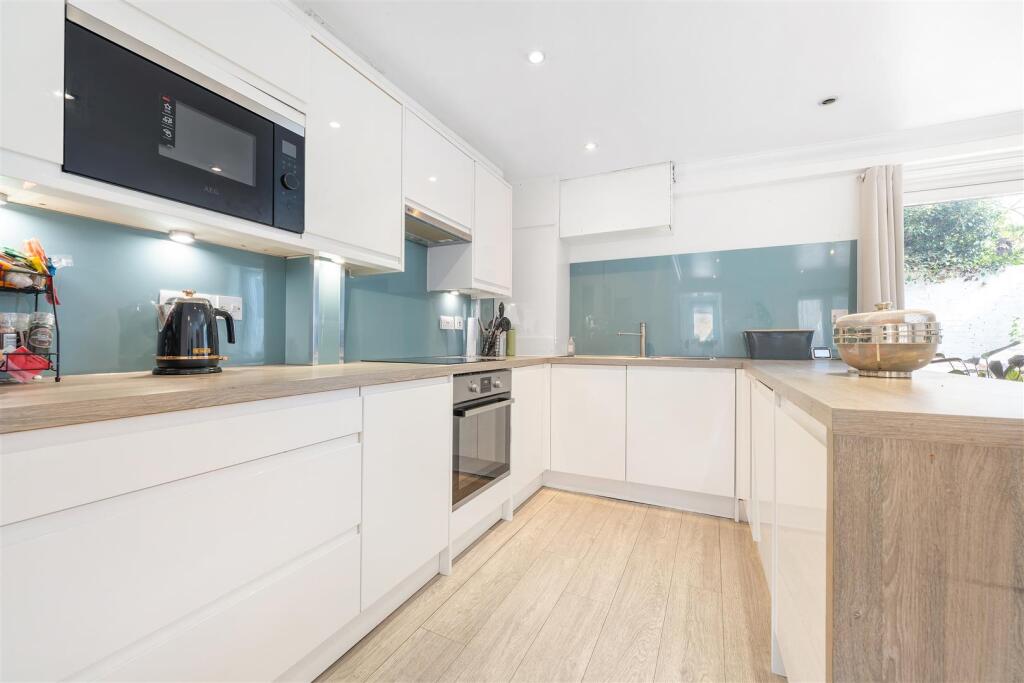 Main image of property: Hamilton Road, London SE27