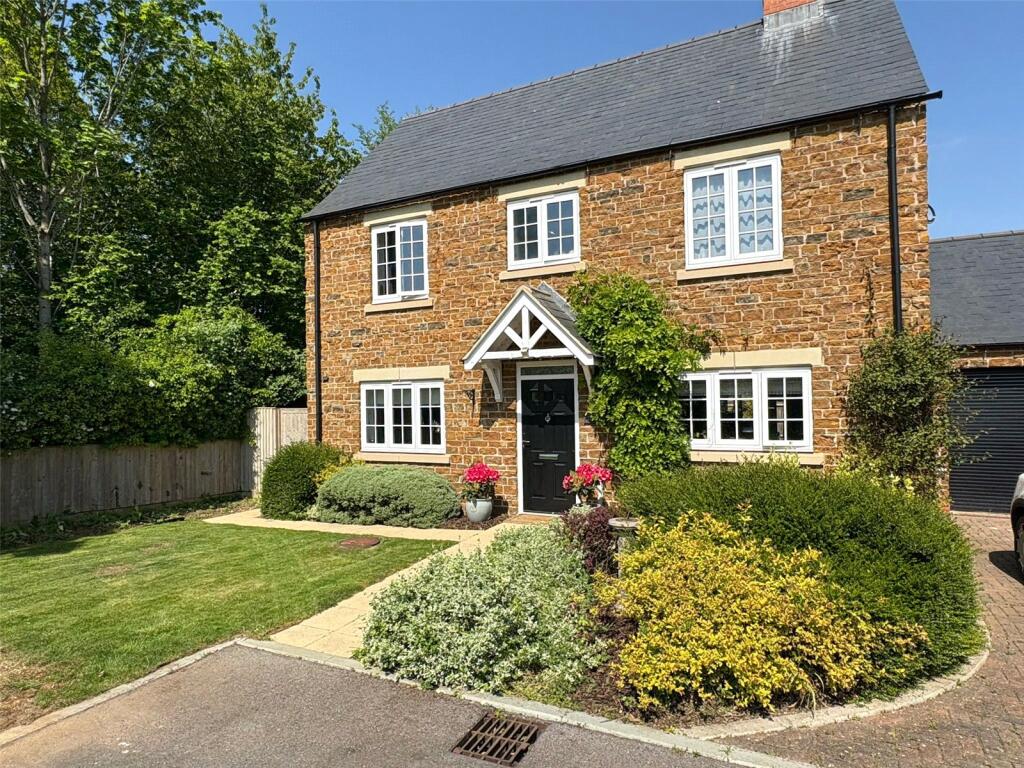 4-bed detached on Henge Close, Adderbury, Banbury, Oxfordshire, OX17, £600,000