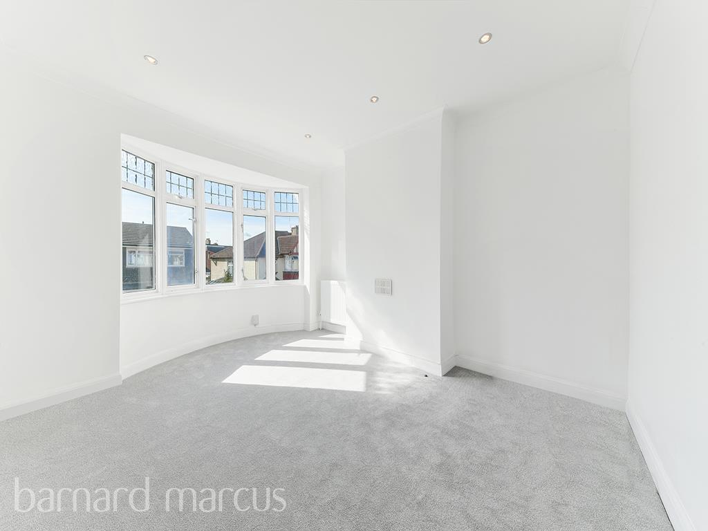 Apartment in London - View 3