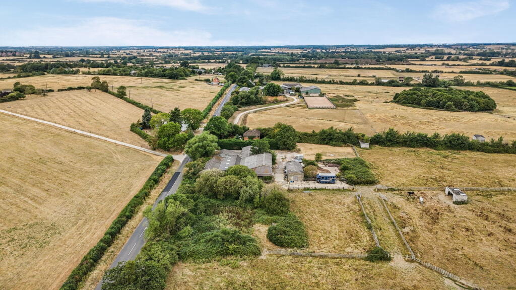 House in Milton Keynes - View 5