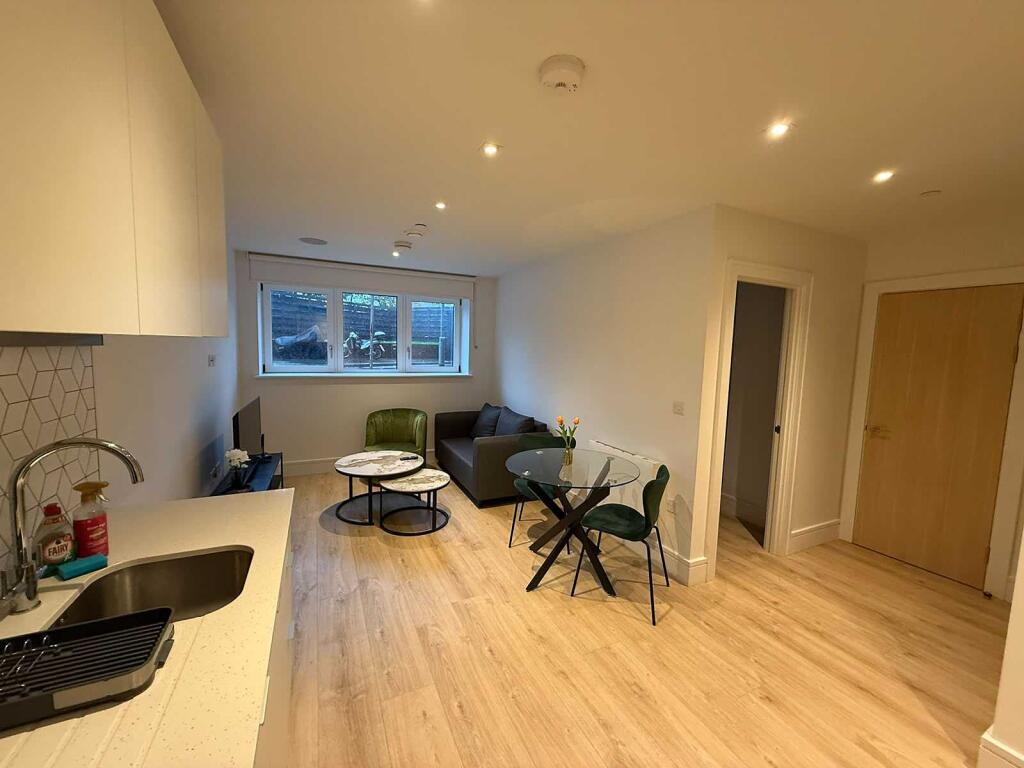 Apartment in London - View 4