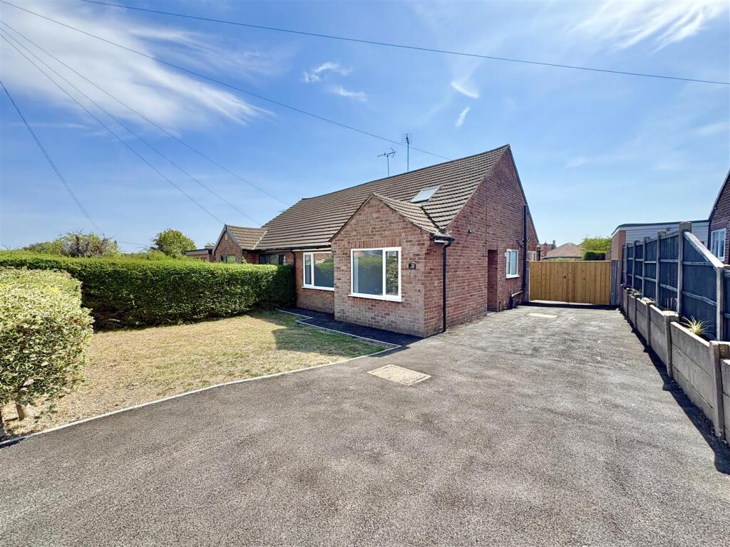 Main image of property: Chilton Crescent, Mansfield Woodhouse, Mansfield