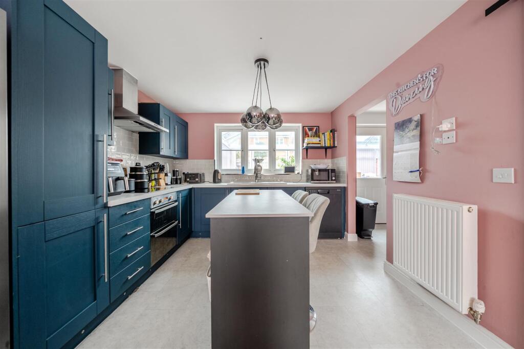 House in Amesbury - More