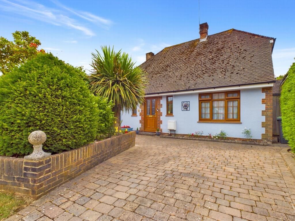 Main image of property: Chestnuts Close, Lindfield, RH16