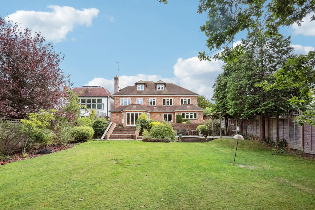 House in London - View 2